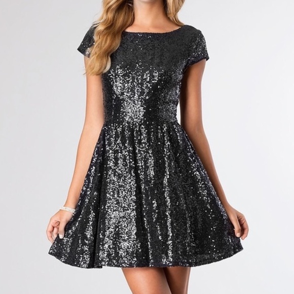 B Darlin Dresses & Skirts - B Darlin Cap Sleeve Tulle A-Line Sequined Dress